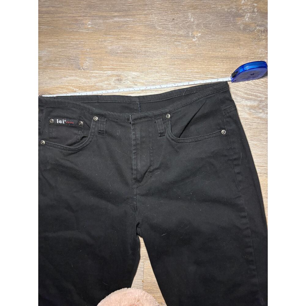 l.e.i capris - Picture 5 of 7